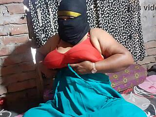 roblox hall turns wild with two guys banging two girls