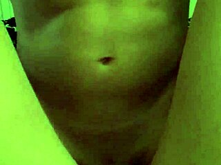 Quick pounding of my wife’s tight pussy, so incredible, she even films it!