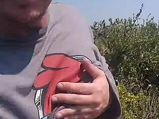 Hey, check this amateur couple’s blowjob and doggy in the bush! 😏