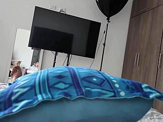 colombian student gets naughty help with homework 😉