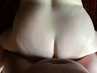 Sexy BBW shakes that fat ass hard in chubby doggystyle fun