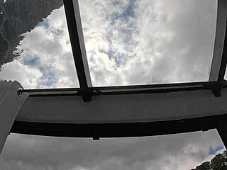 Minhas amigas me ensinaram a usar brinquedos, wanna see?