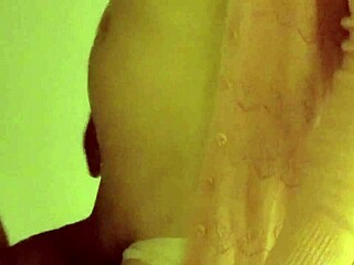 अरे, देखना चाहते हो मेरा बड़ा लंड इस बेवफा लैटिना की बड़ी गांड में घुसते हुए?