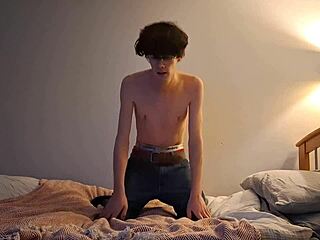 hey, wanna see my first pillow humping in ages? it's wild stuff!