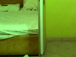 oh man, me and her, like, totally bangin’ in 2008 clip!