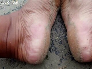 my dirty wet feet fetish on public streets