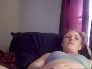 Damn! Snow Bunny Slamming Pussy with Wild Toys!