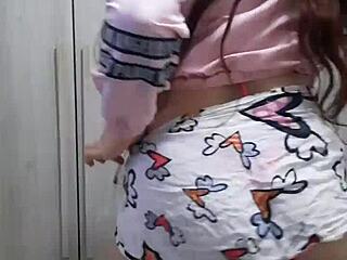 latina shakes big ass in sexy lingerie display