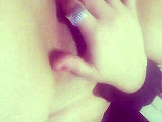 i accidently sent this to my lil sis... oops