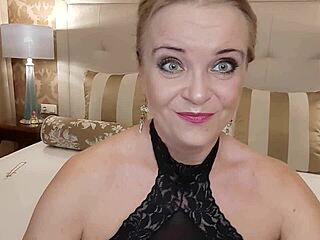 Luxury hotel hosts elegant blonde milf with wet pussy