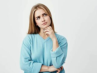 your housemate submitted this femdom roleplay 😈