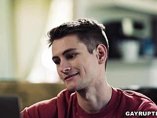 Blonde Brittney Skye Gets Slit Fucked In Office Quickie