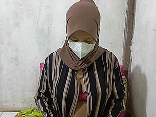 Fucking Beautiful Teacher Hard in Her Tight Wet Pussy After Class