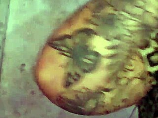 deixei um estranho foder minha buceta no glory hole?