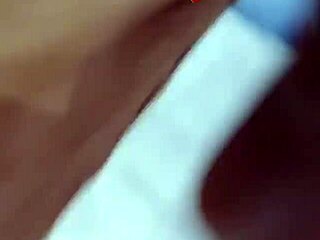 Chupando Desconhecidos Engolindo Porra e Beijando o Corno Gloryhole 17 - Trailer!