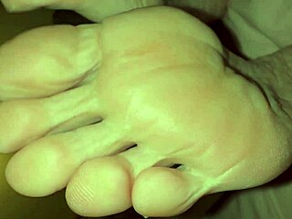 Wow! My 18-Year-Old Stepdaughter Runs Webcam Studio Teaching Anal Winking to Friends!