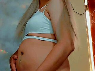 Rica transsexual masturbating me so good 😍