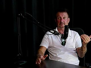 he entered porn through his daughter's invitation, always admired andressa urach, and about the controversies - carlos urach in sheer red