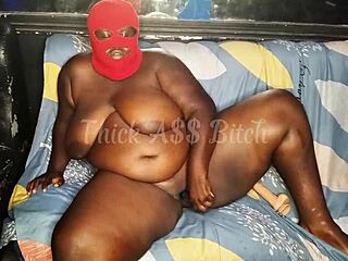 BBW Craves Munching and Screwing Gardener for His Huge Tool