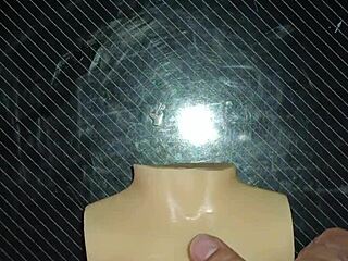 Amateur Redhead Babe Sucks For Cash Outdoors?