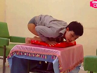 hansel thio serving horny mannequin vibes for fans