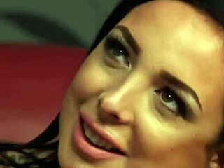 i watch fat curvy brit duo rubbin pussy givin joi