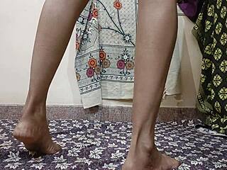 South indian couple saree mast chudai with voice!