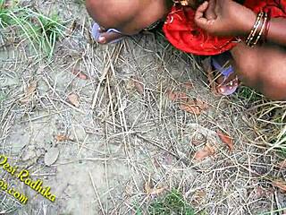 Indian Couple Enjoys Wild Sex In The Jungle Forest Outdoors!