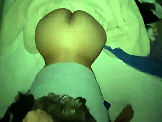 Compañera universitaria from mexico sharing oral stories with amateurs 😘