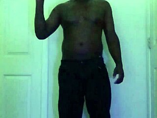 She dances on the balcony, exploring her anal canal with every move.