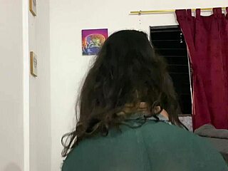 pov cogiendo duro por el culo despues de una leccion de estiramiento - porno en espanol