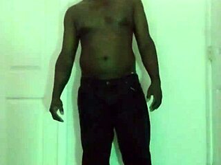 She dances on the balcony, exploring her anal canal with every move.