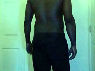 She dances on the balcony, exploring her anal canal with every move.