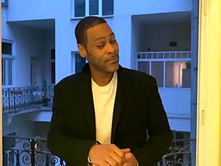 Darell Pounds Kira After Photoshoot Squirt!