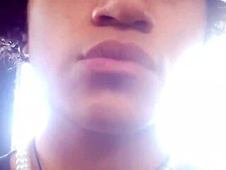 homemade fitness video with Maluma moaning in front 😊