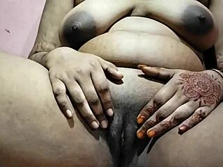 What A Crazy Day For This Indian Whore With Huge Natural Tits During Her First Massage!