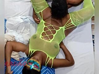 Safada Cums Hard in My Mouth During Carnaval 2025