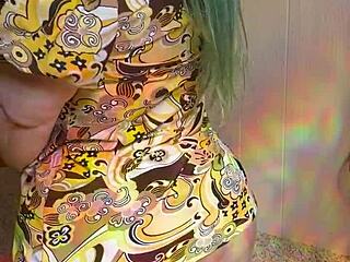 joan day rocks see-through tights and flaunts her curvy body 😍