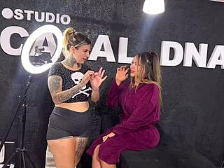 Tattoo artist licks client's ass until she cums in mouth