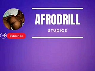 Ebony babe has a quick college pussy session