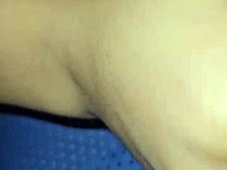 Mature woman gives oral, then takes it in the ass!