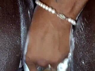 Black Milf Carefully Shaves Her Area on XVRed with YukiSenpaiKuroChan KuroYukiExperience