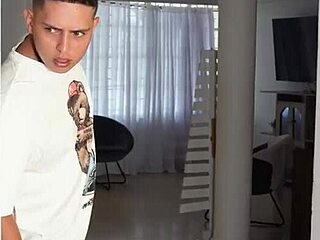 I Fuck Employee While Horny Wife Watches - Dilan Clavijo