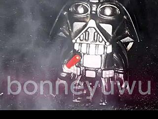 bonneyuwu - 10 53 leia star wars se masturba con el dildo de papa vader!