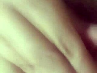 Andy MÉXICO masturbates her PUSSY to ORGASM solo.