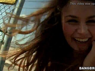 Babe Feels Sensual Pleasure As Toes Are Sucked In Footjob