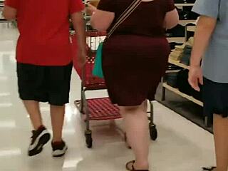 Big ass granny caught in filth trap at the shop 😂