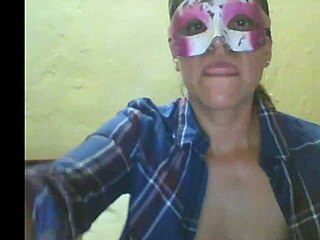 Hey check out this mature woman on Cam4