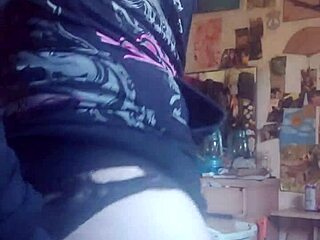 Before fucking herself, she teases her big ass and small tits.