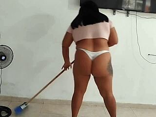 Pov Fat Ass Latina Swallows Monster Cock Semen!